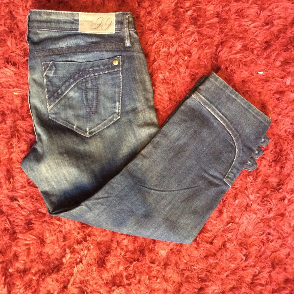 Level 99 Straight size 32 jeans